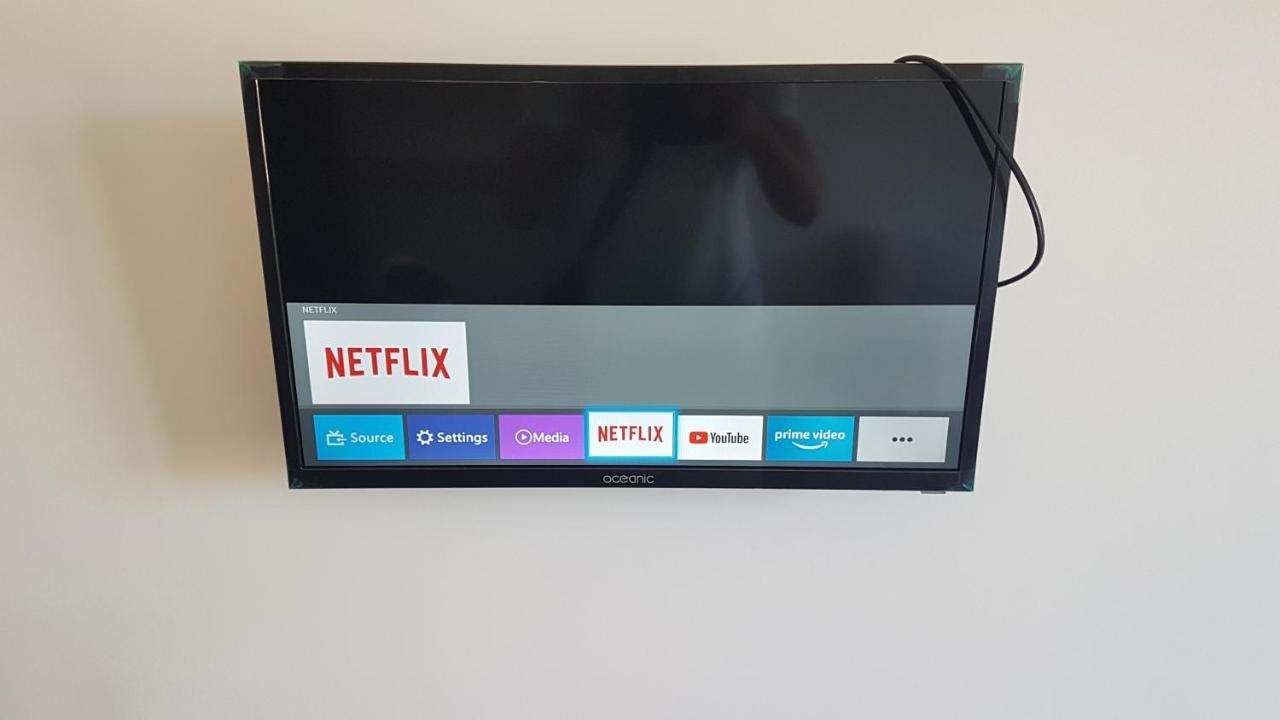 New Cheap Private Room, Kitchen , Overwieuw Sea,Tram On Spot, 12 Minutes From Nice Train Station With Tram , Beach In 17 Min Tram , Chambre Privee Pas Cher, Cuisine Equipee , Tram Sur Place, Apercu Mer, 12 Min De La Gare De Nice Avec Le Tram, 17 Min エクステリア 写真