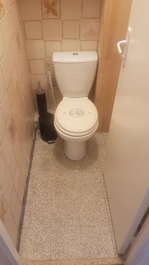 New Cheap Private Room, Kitchen , Overwieuw Sea,Tram On Spot, 12 Minutes From Nice Train Station With Tram , Beach In 17 Min Tram , Chambre Privee Pas Cher, Cuisine Equipee , Tram Sur Place, Apercu Mer, 12 Min De La Gare De Nice Avec Le Tram, 17 Min エクステリア 写真