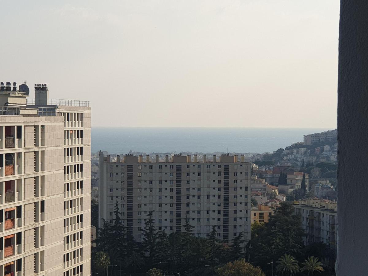 New Cheap Private Room, Kitchen , Overwieuw Sea,Tram On Spot, 12 Minutes From Nice Train Station With Tram , Beach In 17 Min Tram , Chambre Privee Pas Cher, Cuisine Equipee , Tram Sur Place, Apercu Mer, 12 Min De La Gare De Nice Avec Le Tram, 17 Min エクステリア 写真
